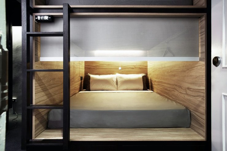 Queen pod  The POD Boutique Capsule Hotel Singapore