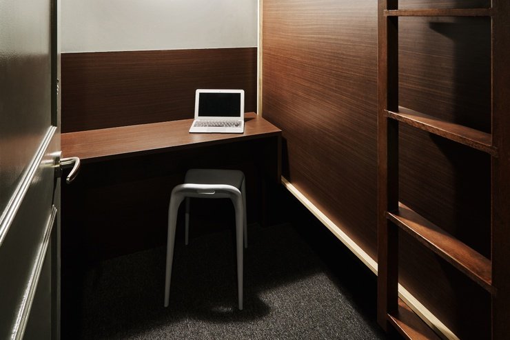 Queen pod suite The POD Boutique Capsule Hotel Singapore Queen pod suite The POD Boutique Capsule Hotel Singapore