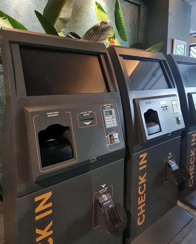Self Check-in / Check-out The POD Boutique Capsule Hotel Singapore Self Check-in / Check-out The POD Boutique Capsule Hotel Singapore