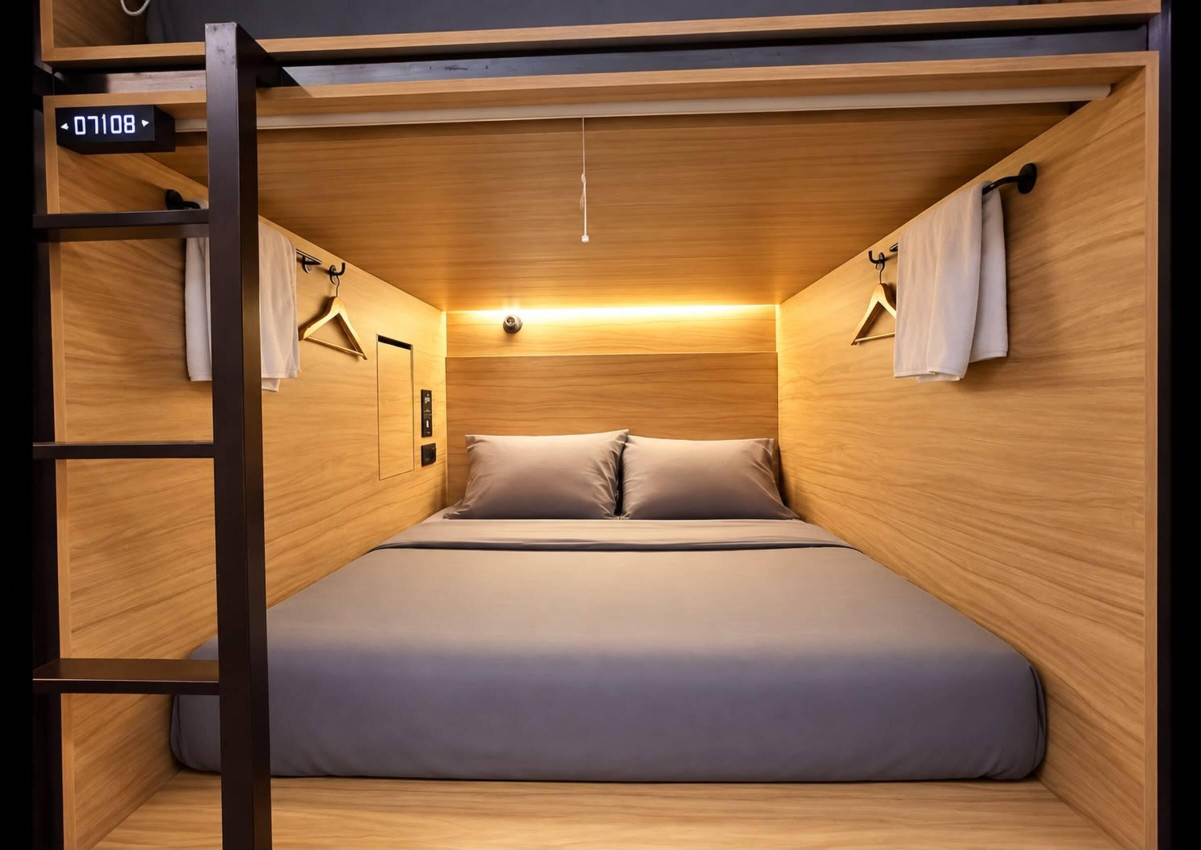 Queen Pod  The POD Boutique Capsule Hotel Singapore