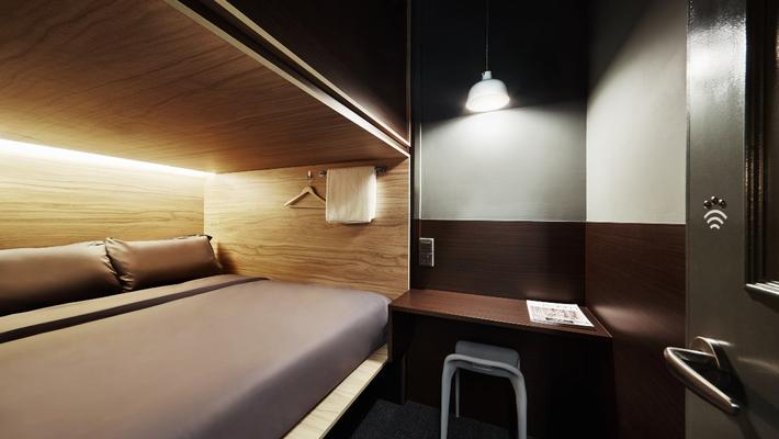 Queen Pod Suite The POD Boutique Capsule Hotel Singapore Queen Pod Suite The POD Boutique Capsule Hotel Singapore